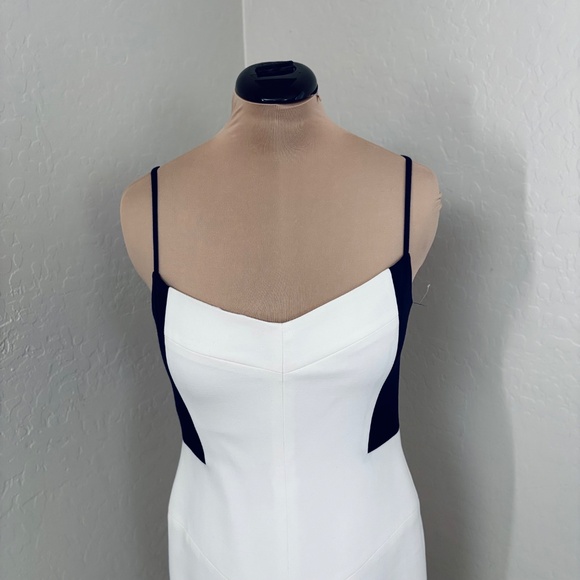 BLACK HALO Parks Colorblock Sleeveless Sheath Dress in Navy Porcelain NEW - Picture 4 of 16
